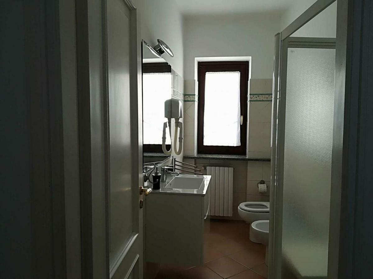 Le Ginestre Bed & Breakfast Caselle Torinese Eksteriør bilde
